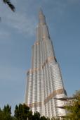 Burj Khalifa er med sine 830 meters højde verdens højeste bygning