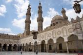 Al-Azhar moskeen er den første moske bygget i Cairo