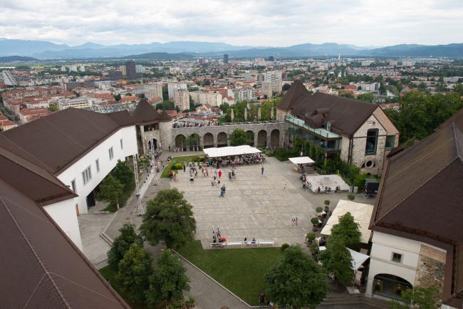 Der er en fin udsigt over Ljubljana fra slottet